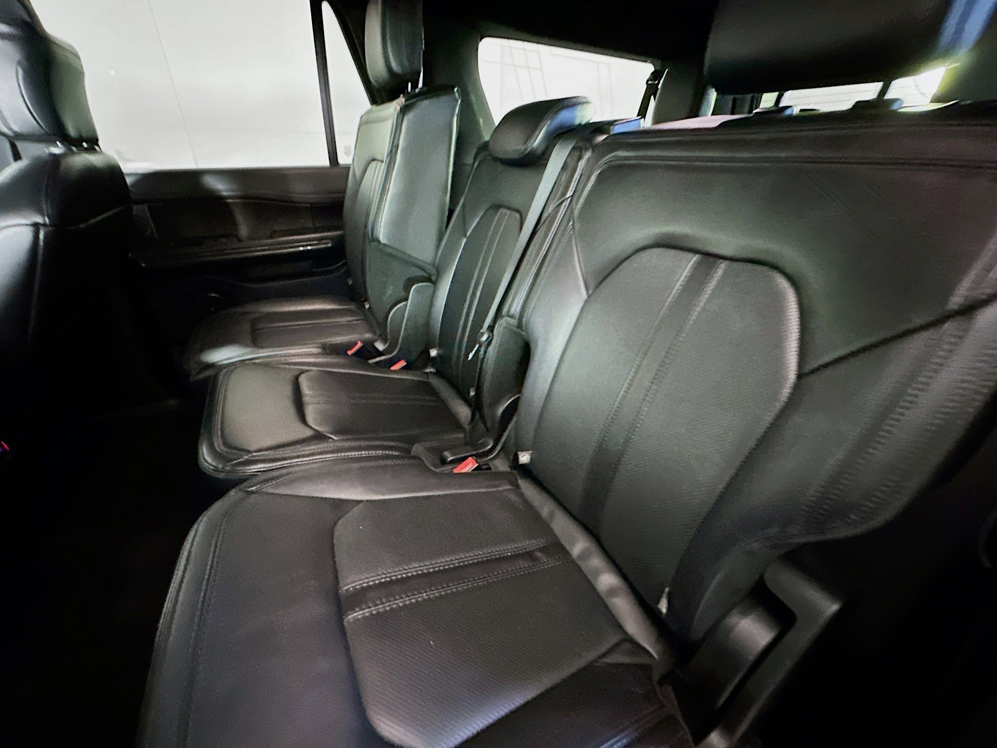 Used 2020 Ford Expedition Max Limited AWD/4WD image 29