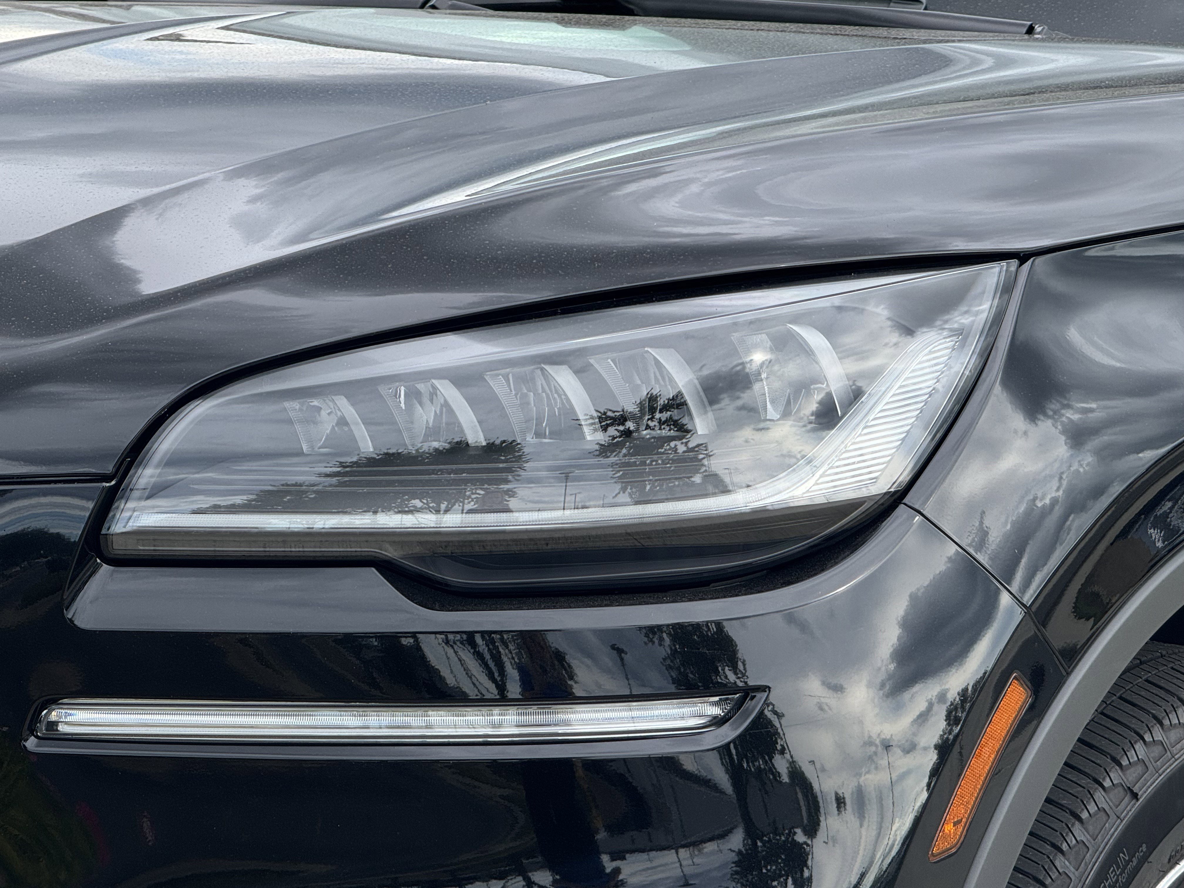 Used 2024 Lincoln Aviator Reserve w/ Equipment Group 201A image 6