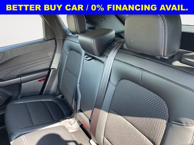 New 2025 Ford Escape SE image 13