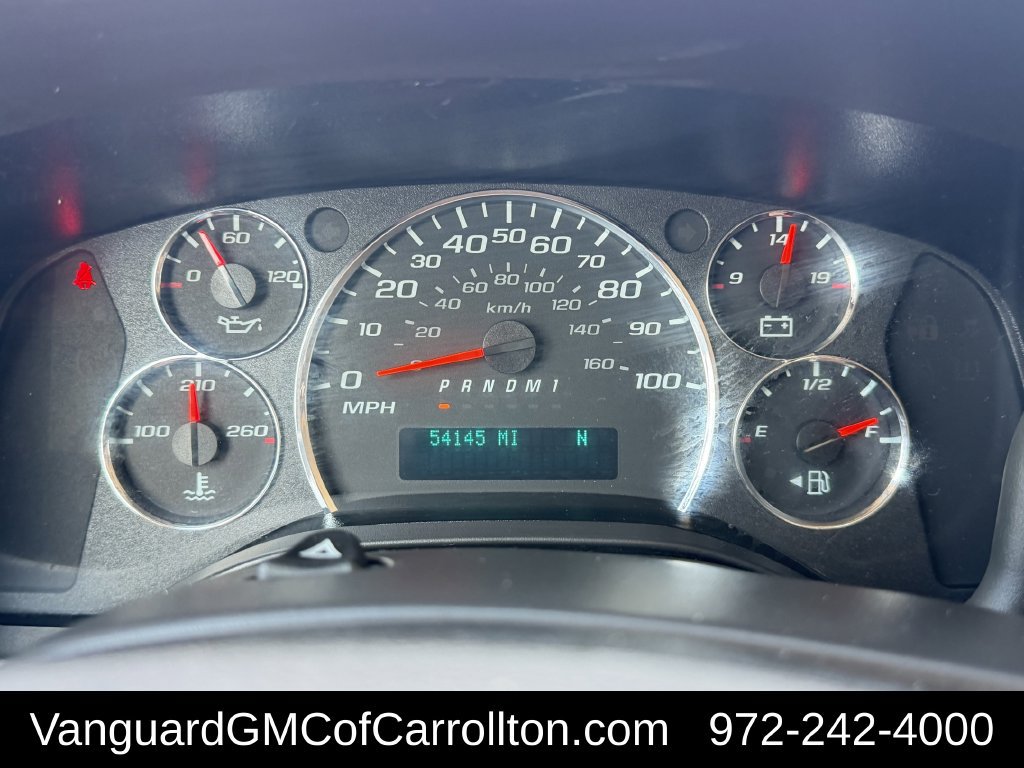 Used 2025 Chevrolet Express 3500 LT w/ LT Preferred Equipment Group RWD image 15