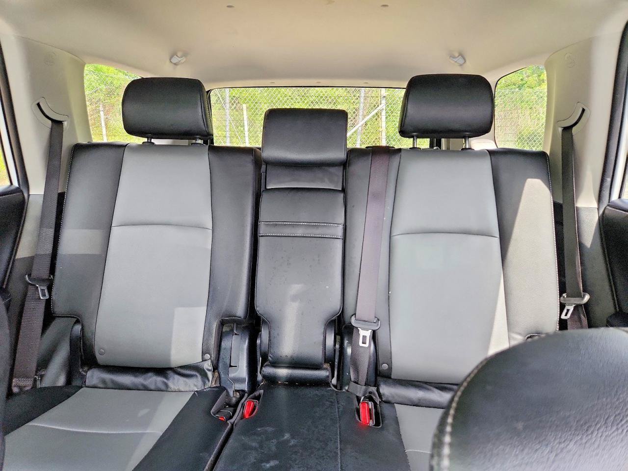 Used 2024 Toyota 4Runner SR5 Premium w/ Moonroof Package AWD/4WD image 7