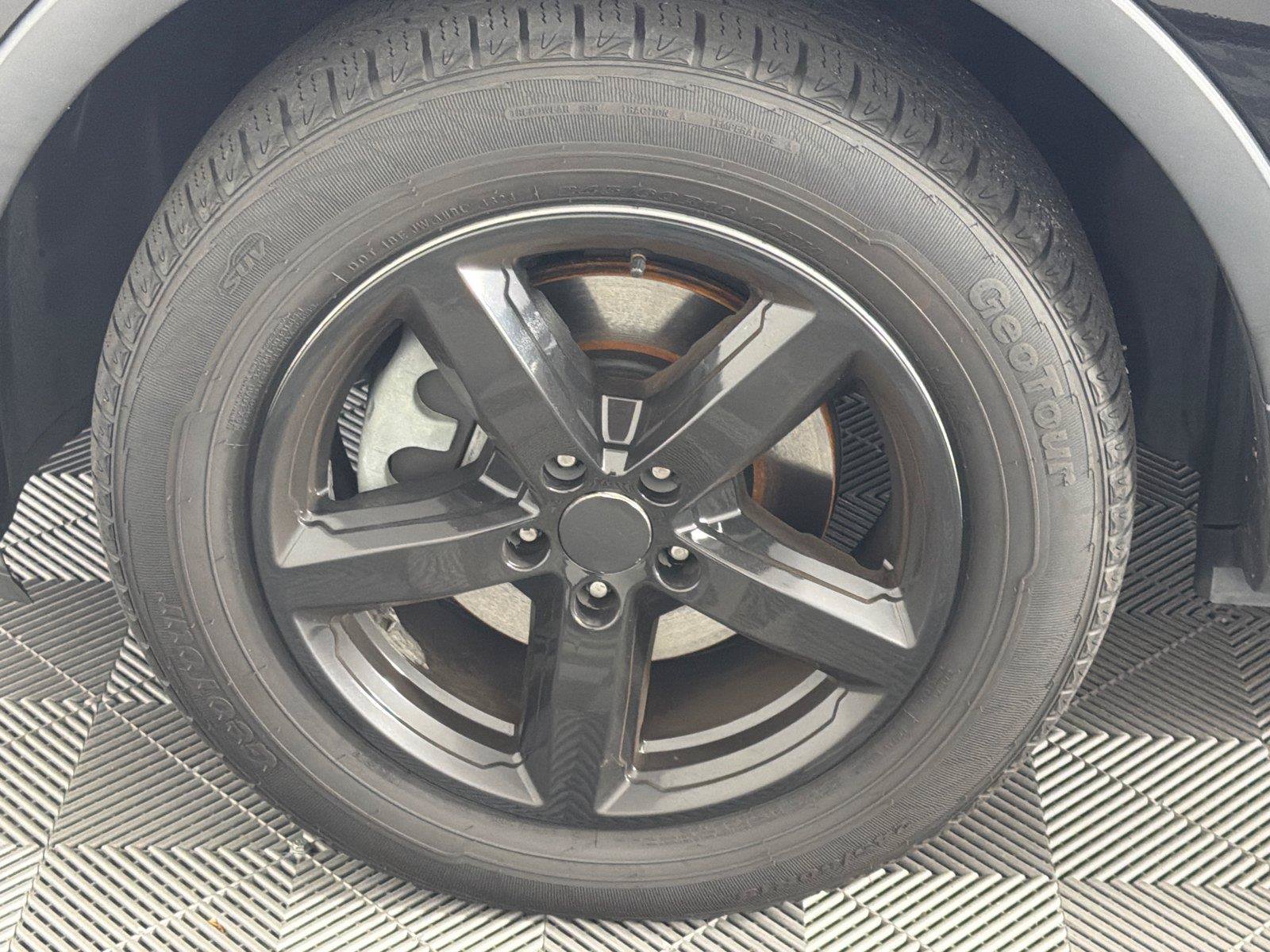 Used 2018 Ford Explorer FWD image 11