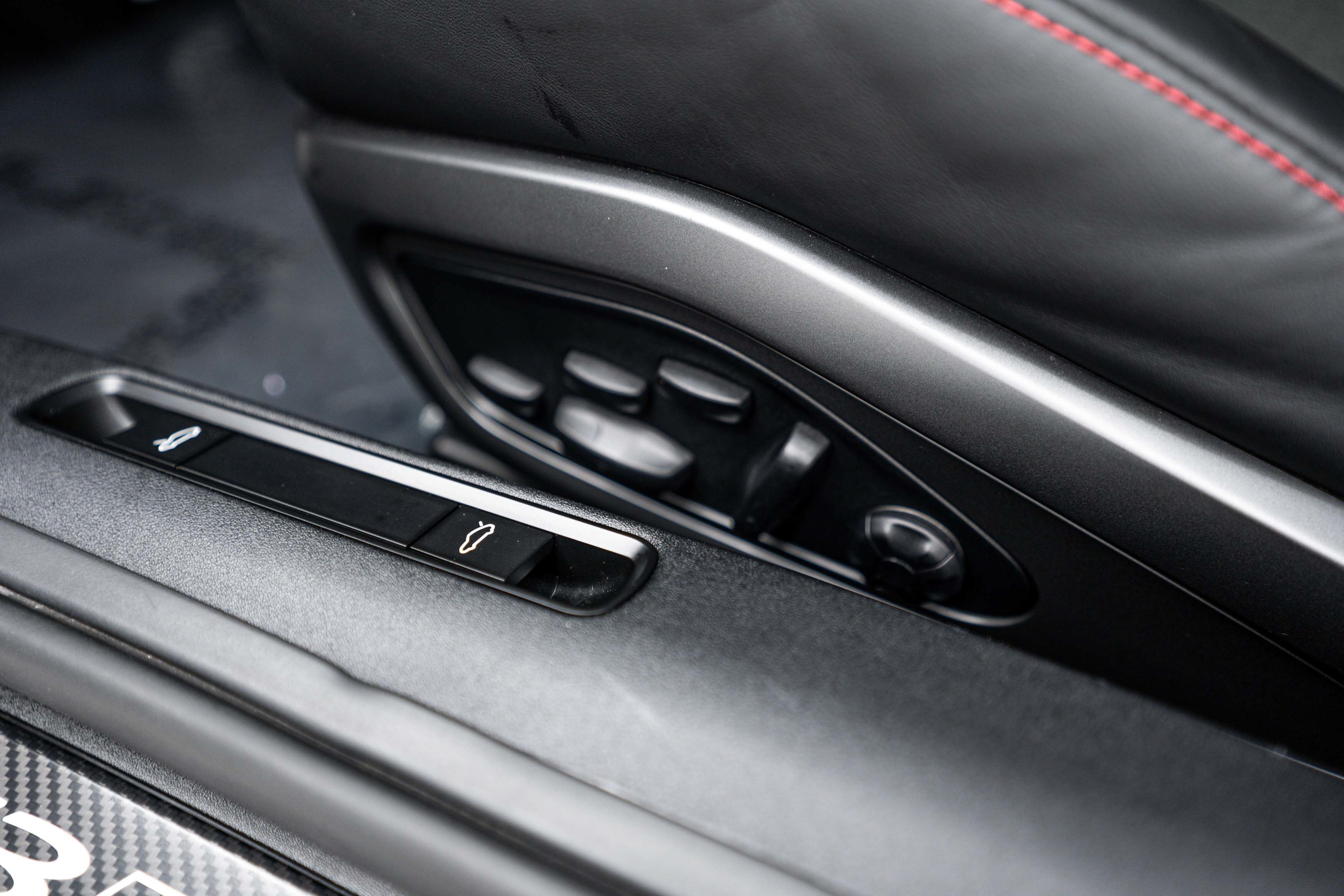 Certified 2023 Porsche 911 GT3 RS RWD image 28