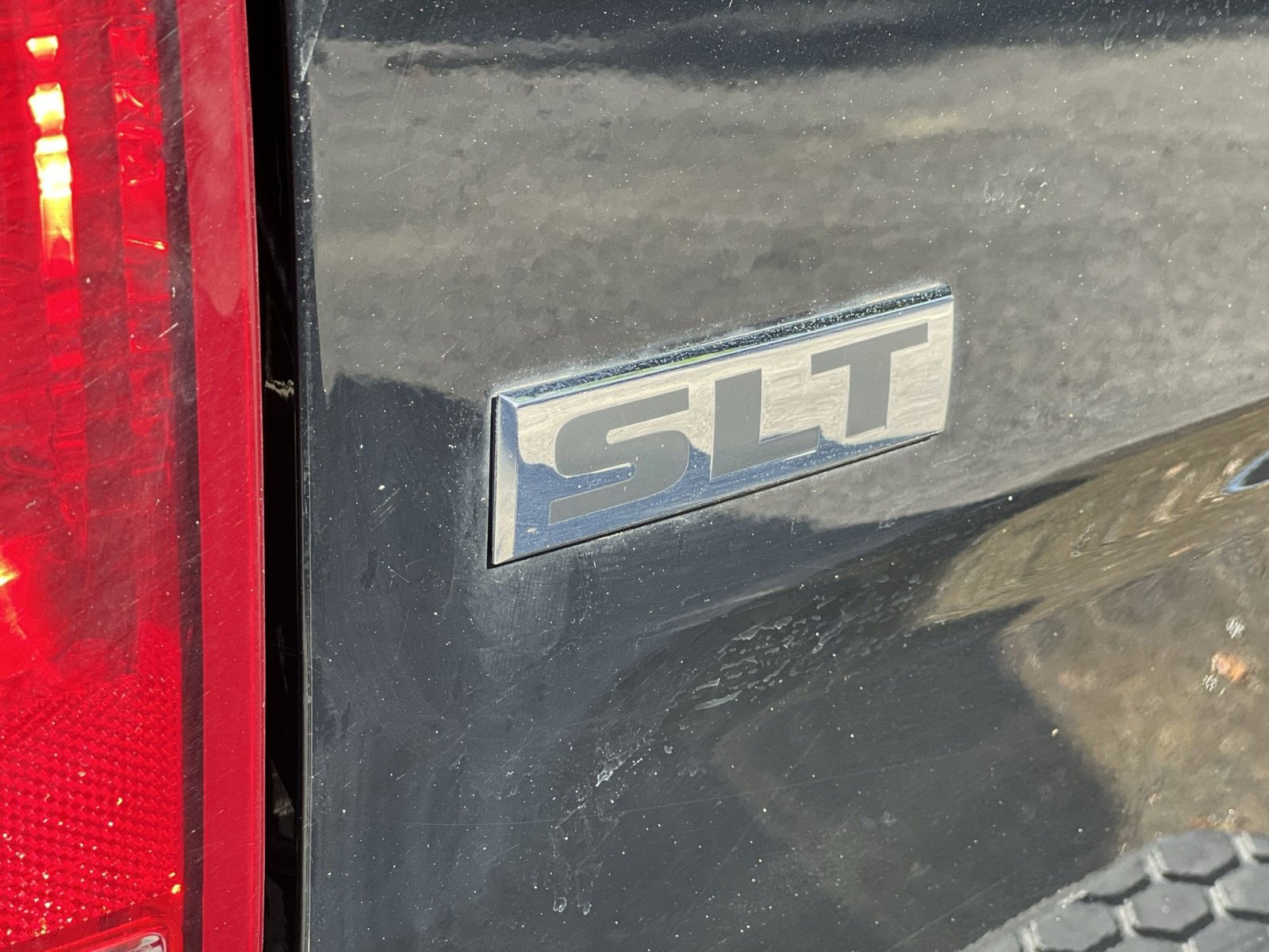 Used 2024 RAM 1500 Classic SLT AWD/4WD image 36