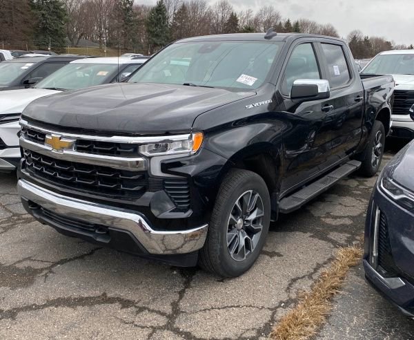 Used 2023 Chevrolet Silverado 1500 LT w/ All Star Edition Plus image 4