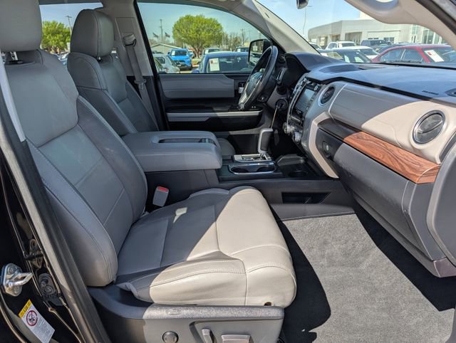 Used 2019 Toyota Tundra Limited w/ Limited Premium Package image 31
