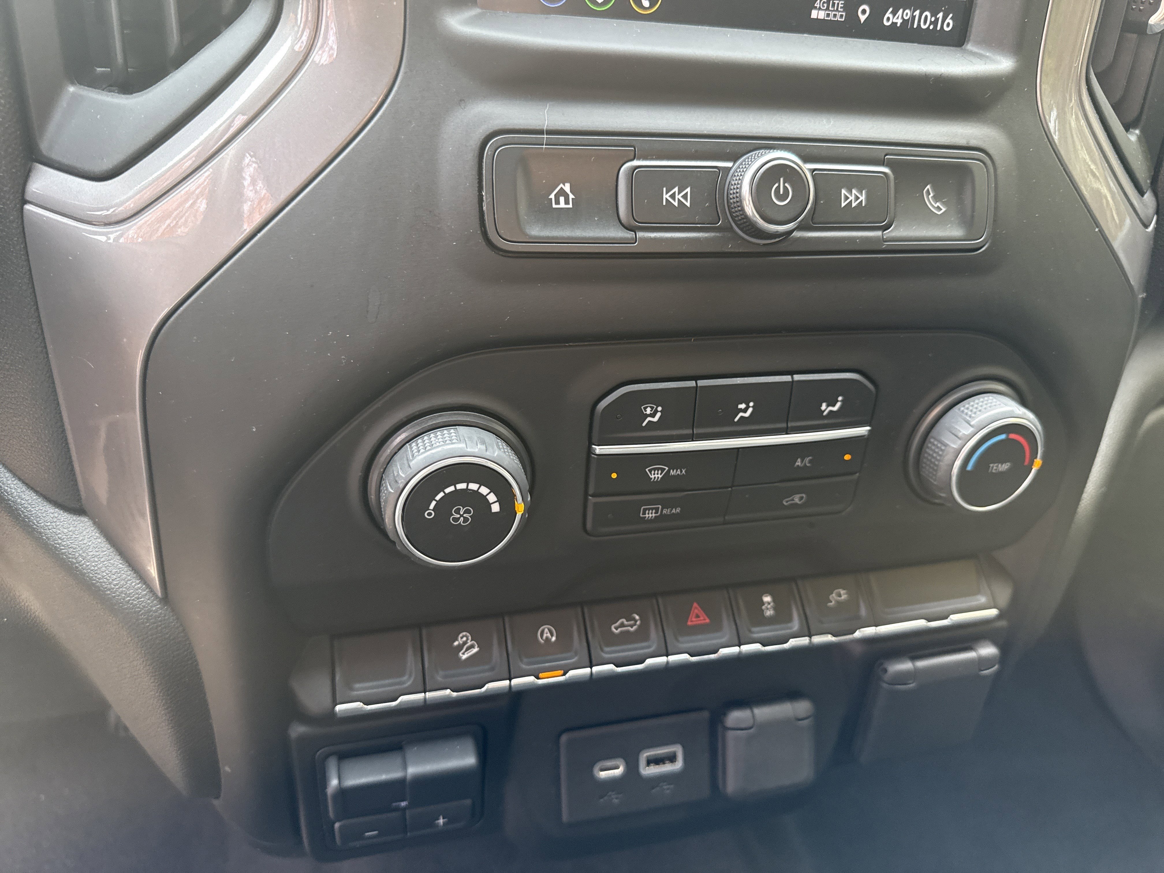 Used 2022 Chevrolet Silverado 1500 Custom Trail Boss image 27