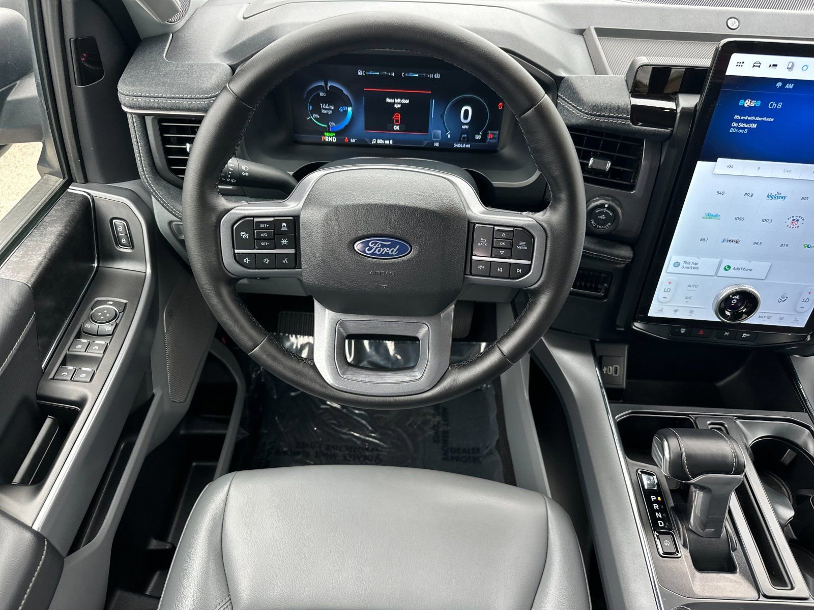 Used 2025 Ford F150 Lightning Flash AWD/4WD image 17