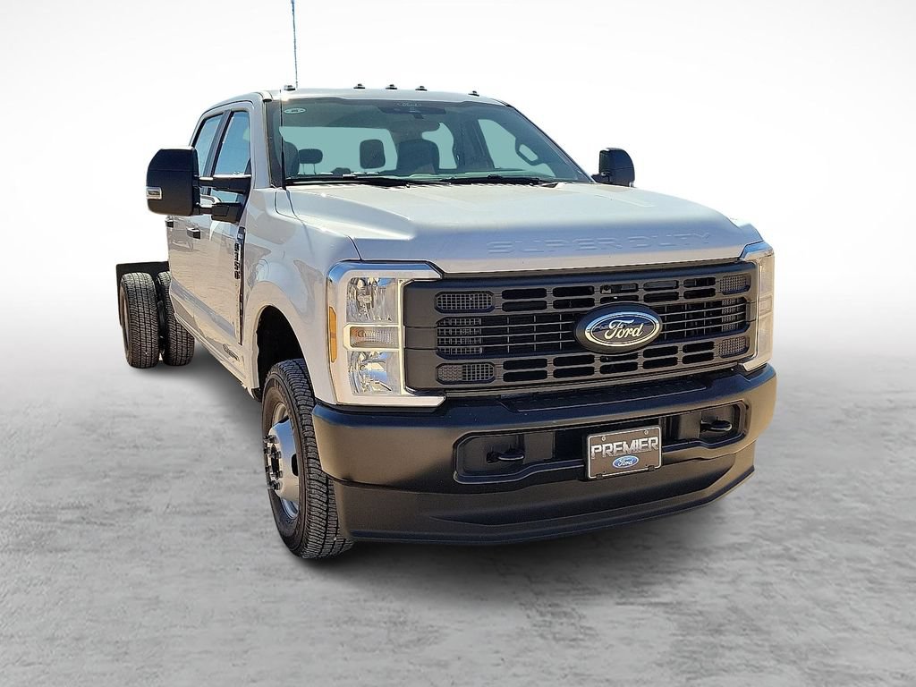 New 2026 Ford F350 XL AWD/4WD image 2