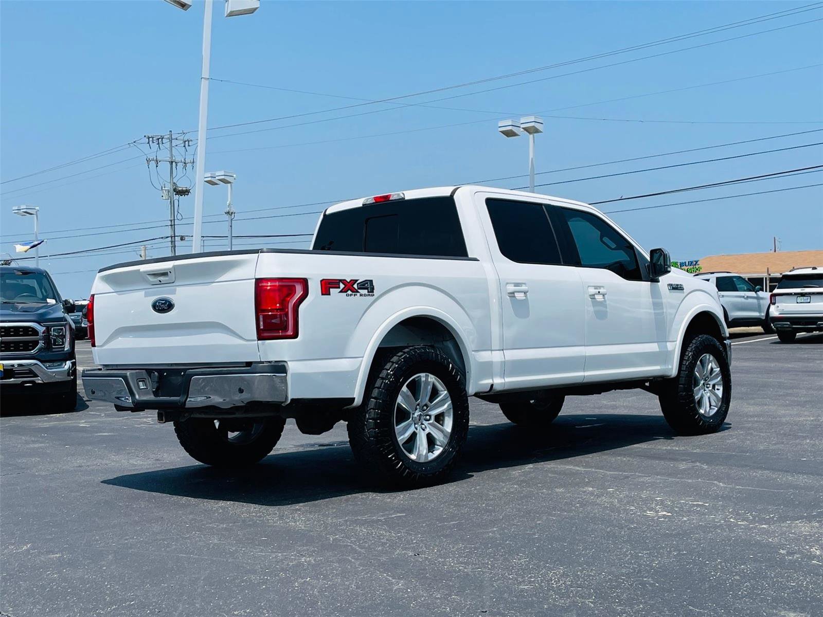 Used 2015 Ford F150 Lariat w/ Equipment Group 501A Mid AWD/4WD image 4