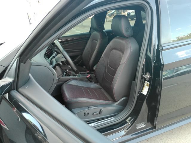 Used 2023 Volkswagen Jetta GLI Autobahn FWD image 6