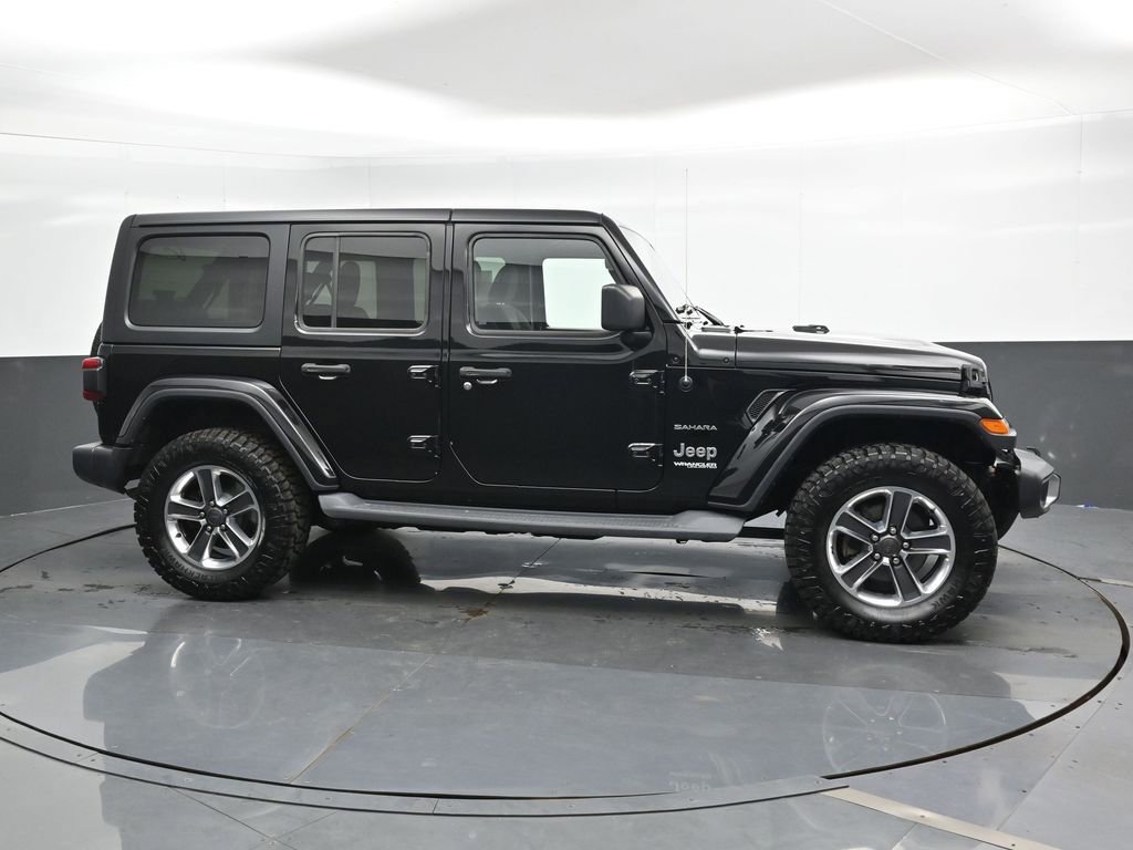 Used 2019 Jeep Wrangler Unlimited Sahara w/ Dual Top Group image 4