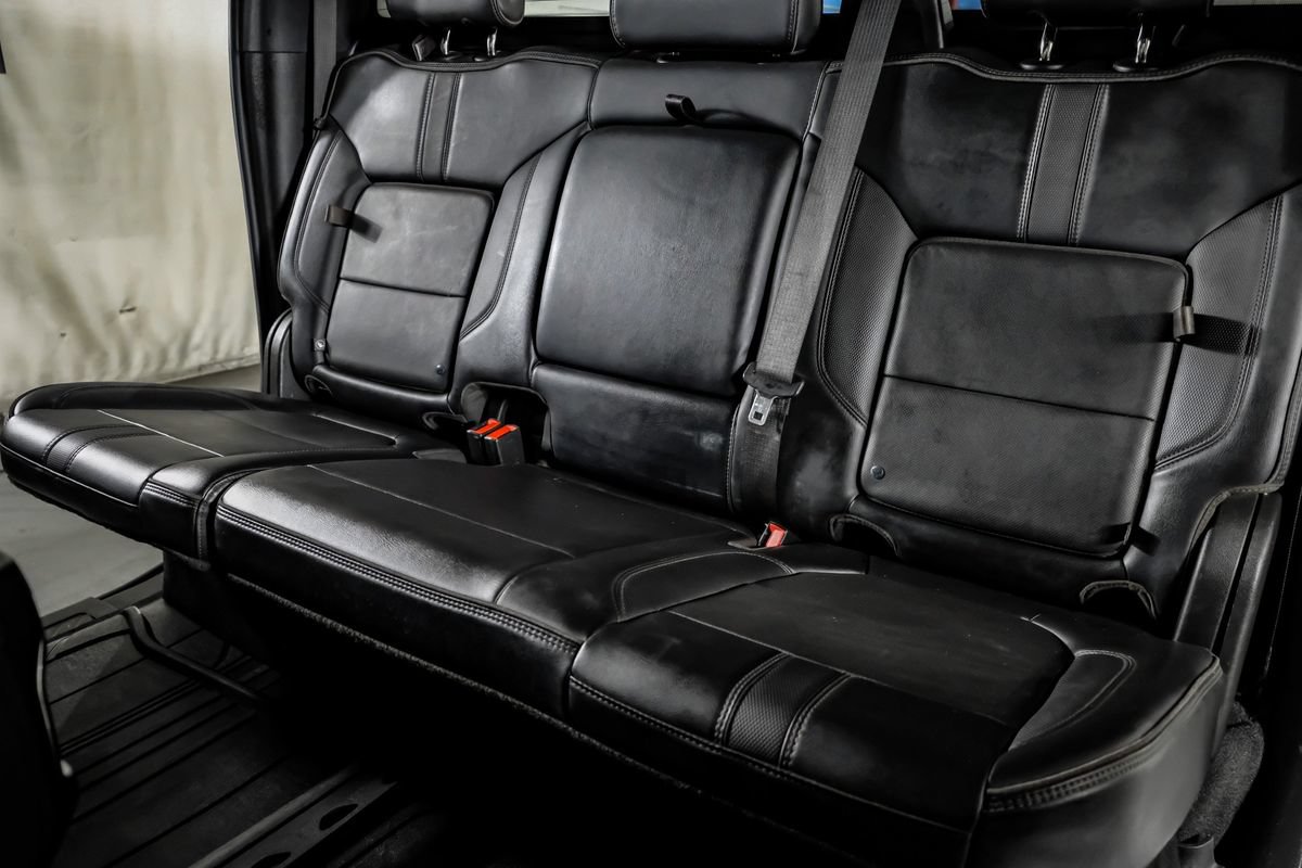 Used 2023 Chevrolet Silverado 3500 High Country w/ Technology Package AWD/4WD image 34