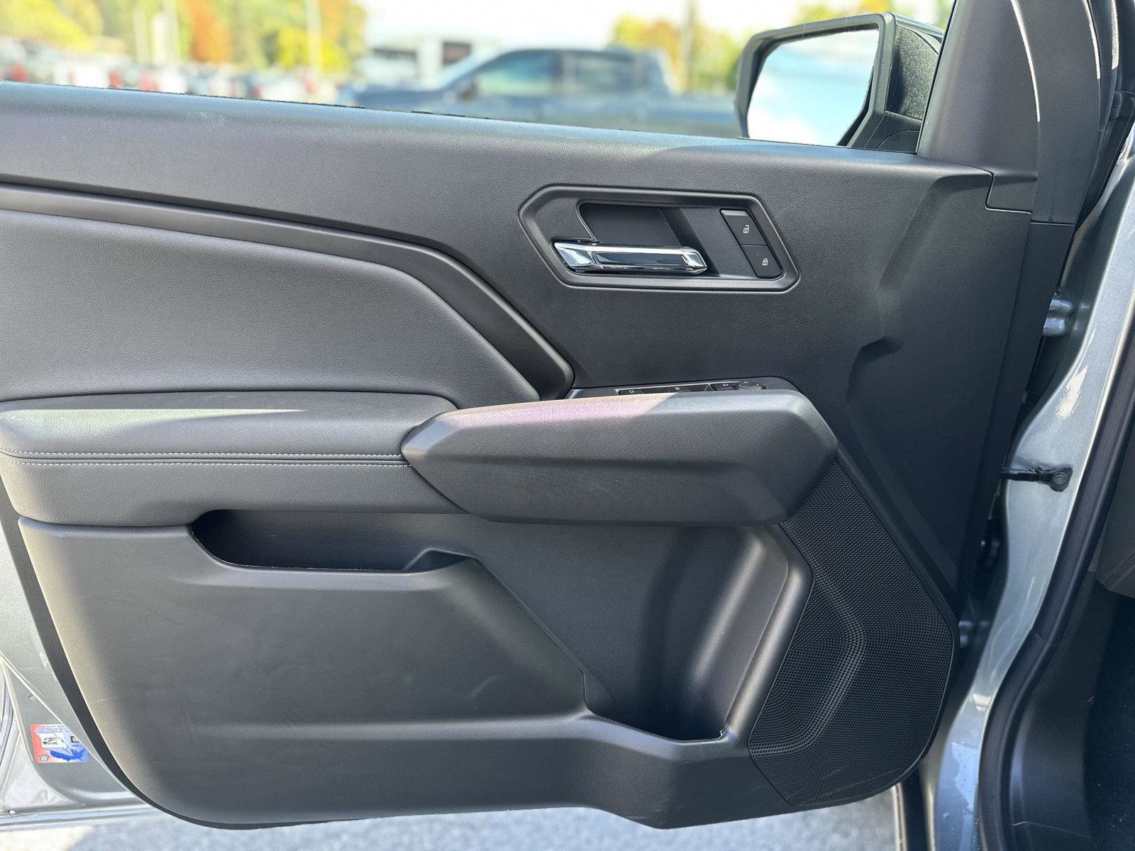 New 2026 GMC Canyon Elevation w/ Convenience Package image 13