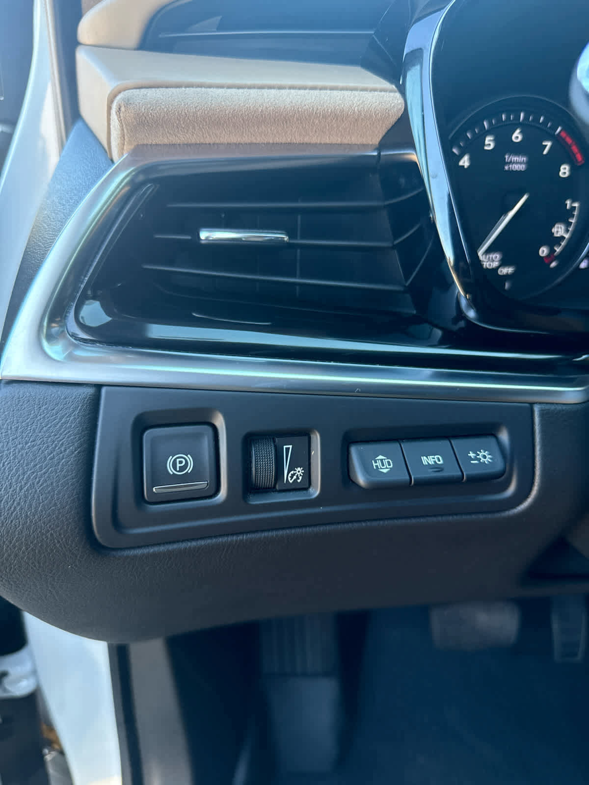 Used 2023 Cadillac XT6 Premium Luxury w/ Platinum Package image 15