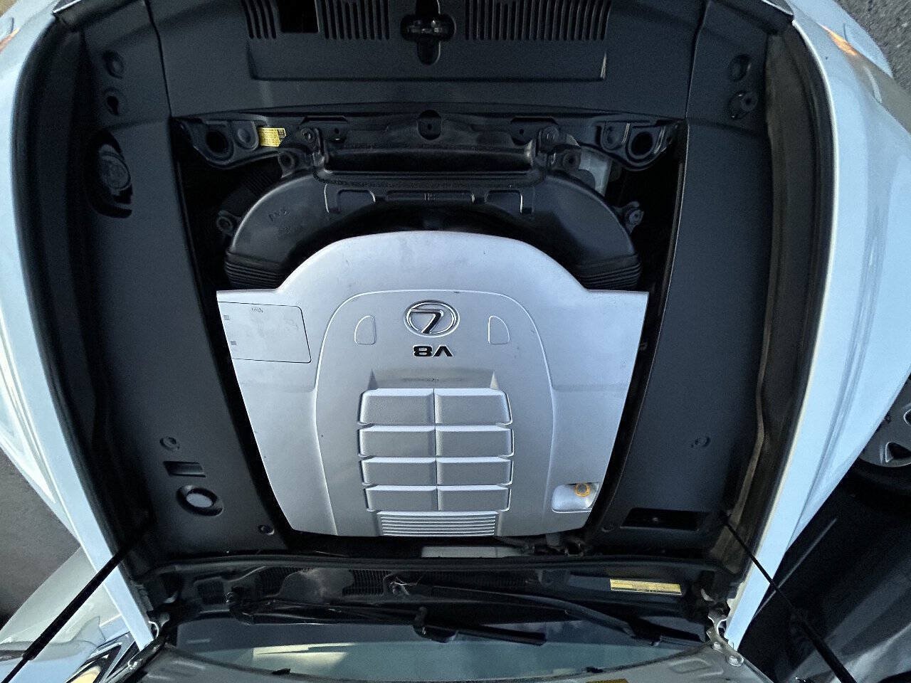 Used 2010 Lexus LS 460 AWD image 20
