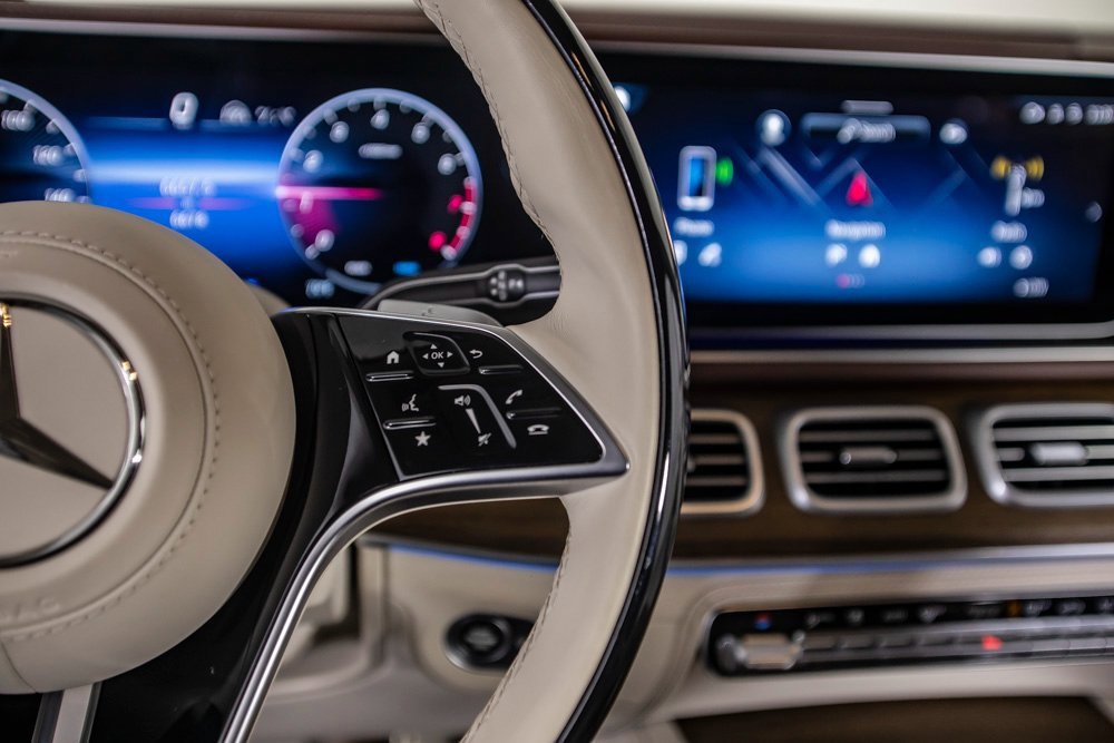 Used 2025 Mercedes-Benz Maybach GLS 600 4MATIC image 49