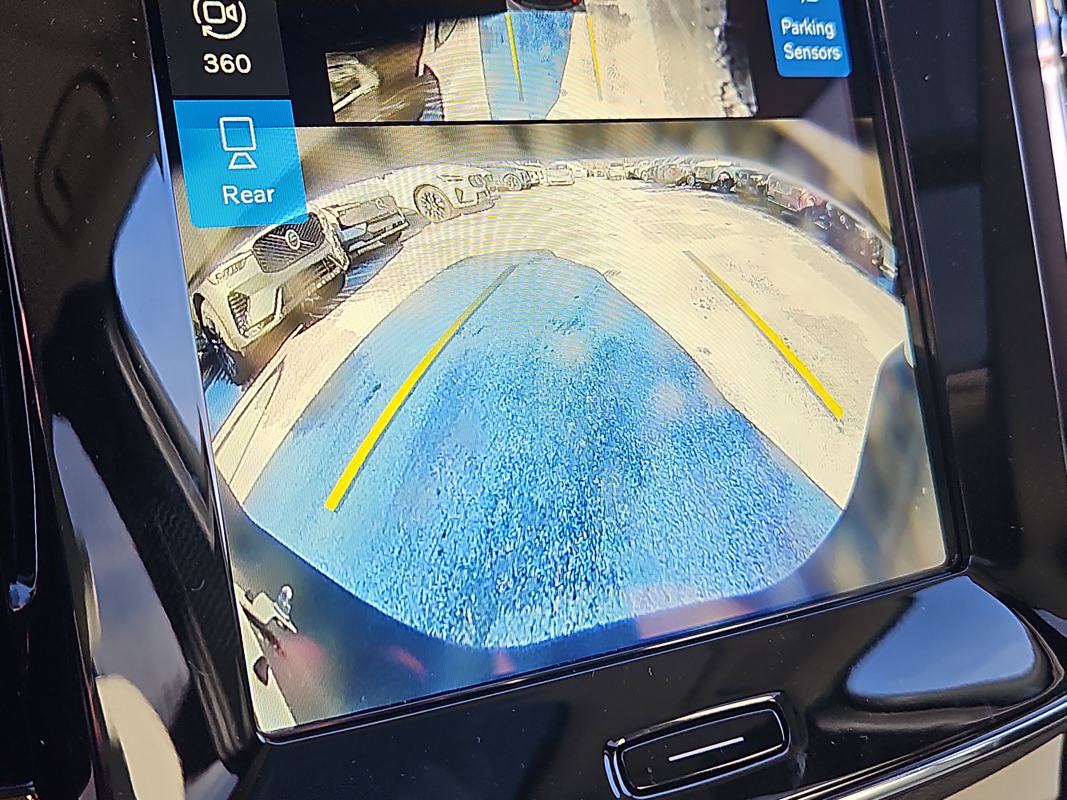 New 2026 Volvo XC40 B5 Plus w/ Protection Package Premier image 7