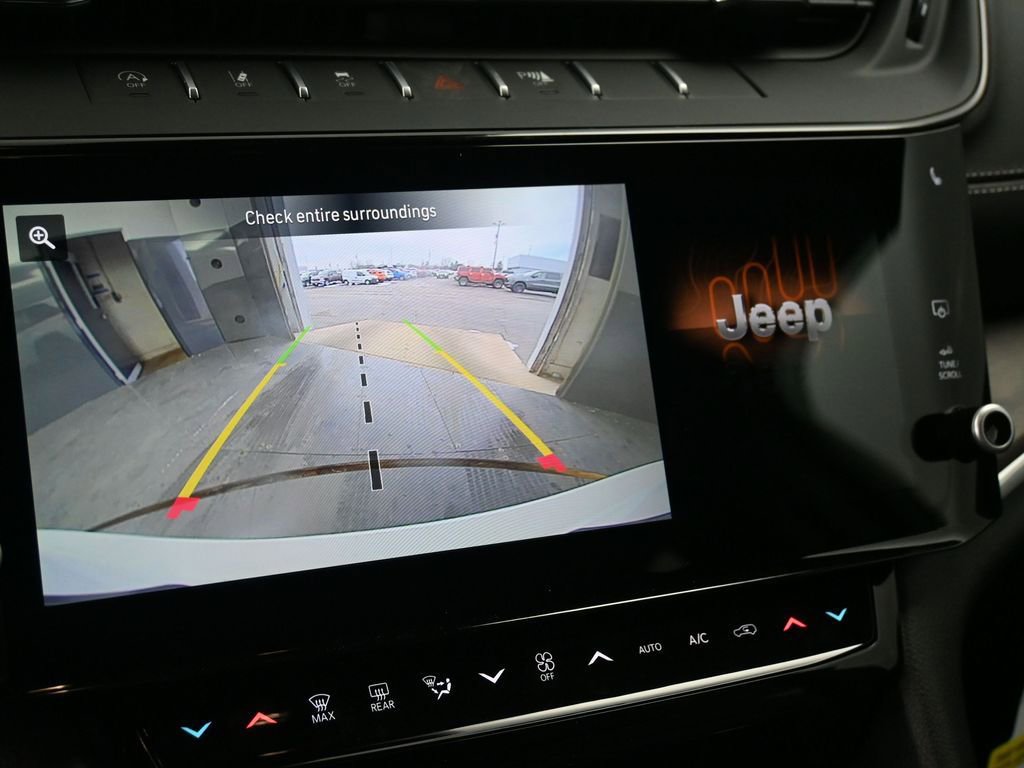 New 2026 Jeep Grand Cherokee Limited w/ Limited Altitude Package image 22