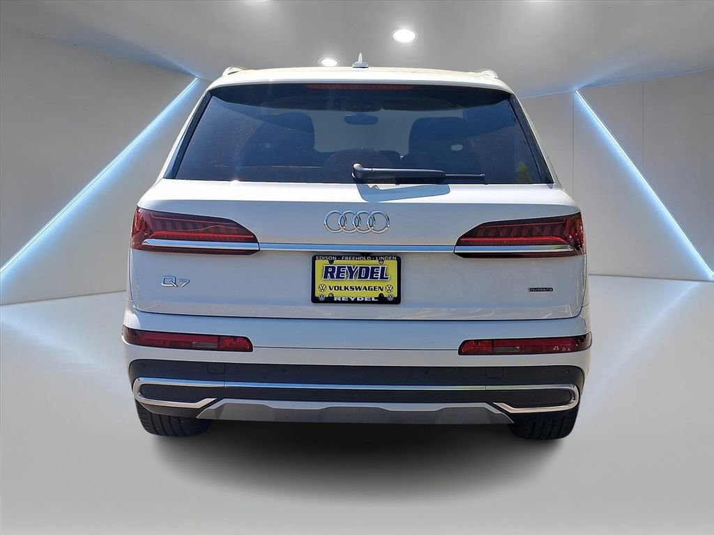Used 2023 Audi Q7 3.0T Premium w/ Convenience Package image 6