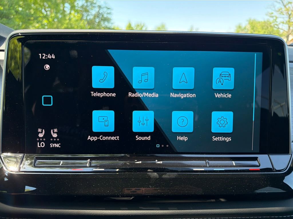 New 2026 Volkswagen Atlas Cross Sport SE AWD/4WD image 20