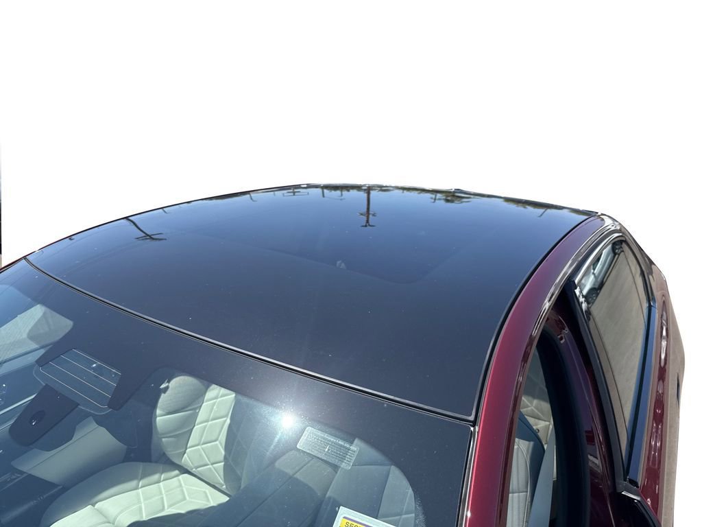 New 2025 BMW 750e xDrive image 12