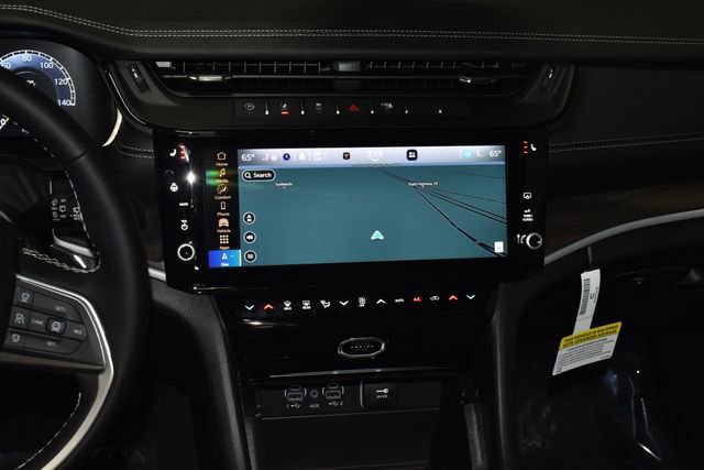 New 2026 Jeep Grand Cherokee Limited AWD/4WD image 16