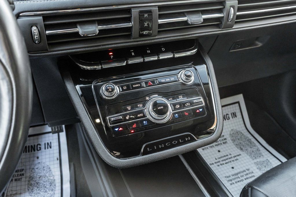 Used 2022 Lincoln Corsair Reserve image 22