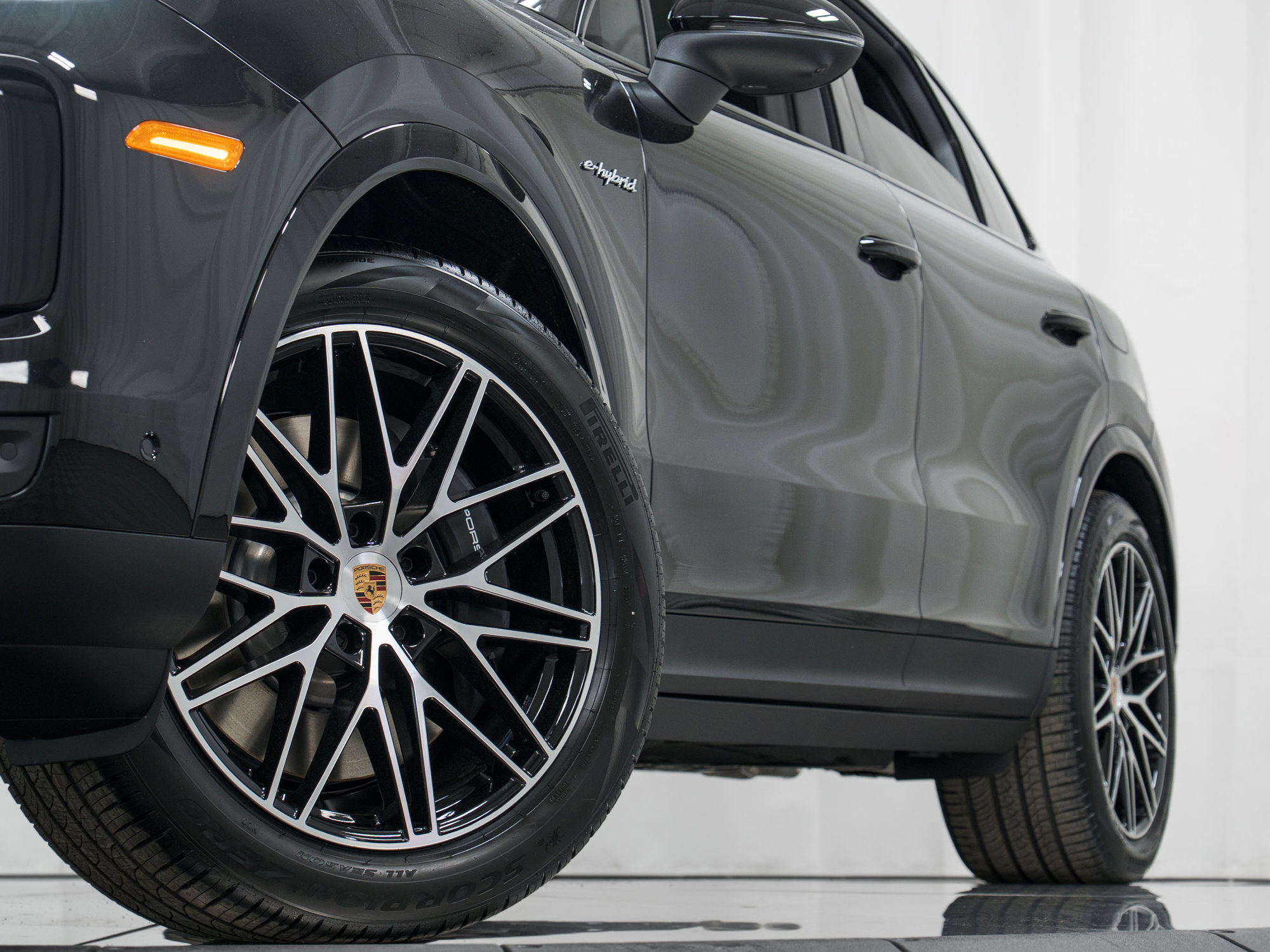 New 2026 Porsche Cayenne E-Hybrid image 30