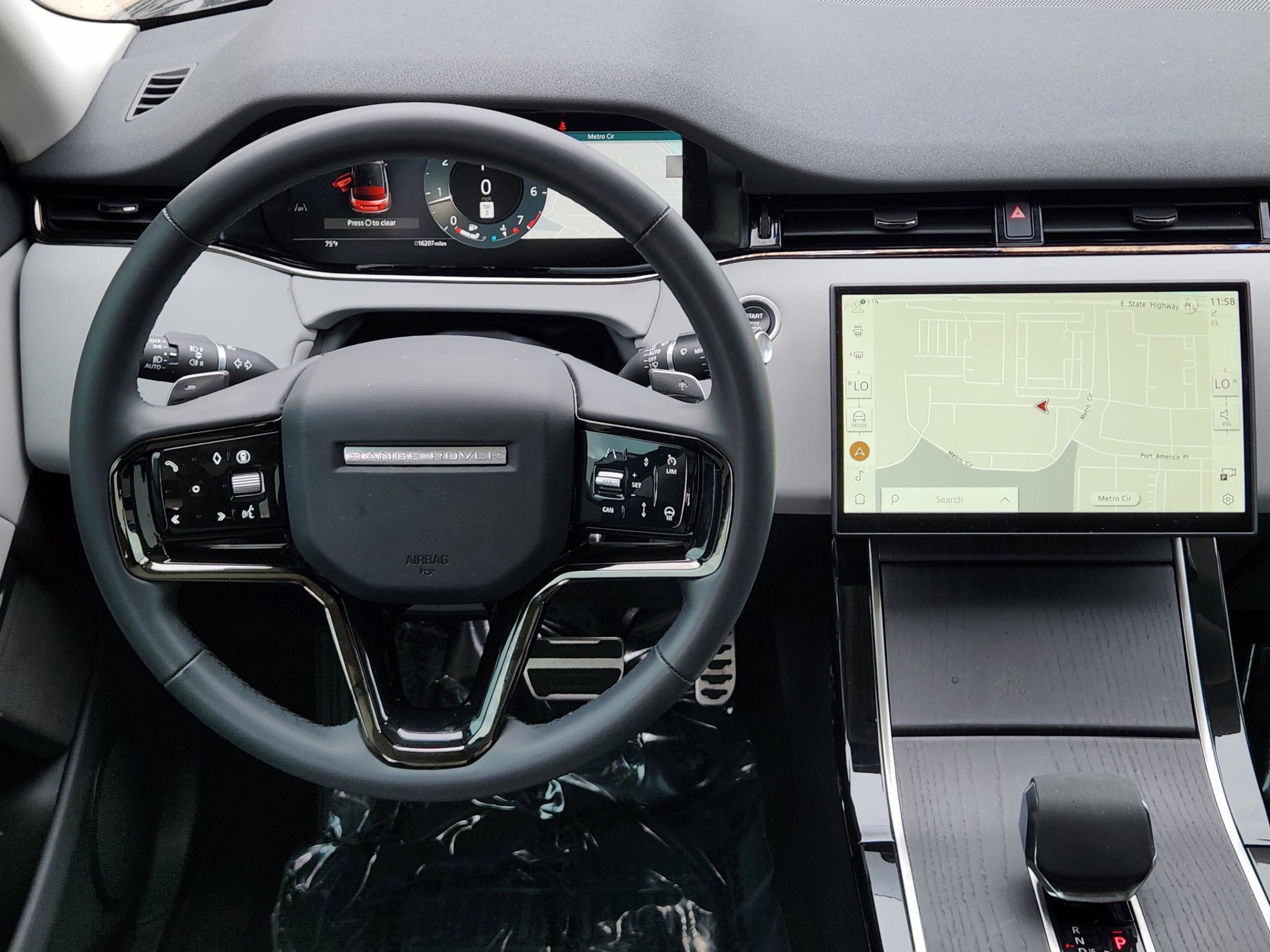 Certified 2024 Land Rover Range Rover Evoque Dynamic SE image 22