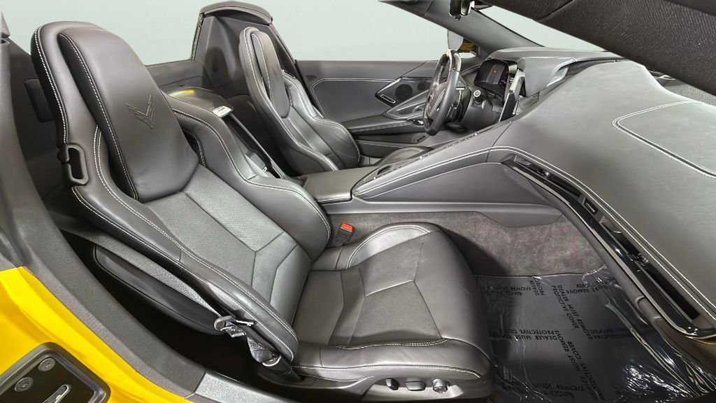 Used 2025 Chevrolet Corvette E-Ray w/ Stealth Interior Trim Package AWD/4WD image 36