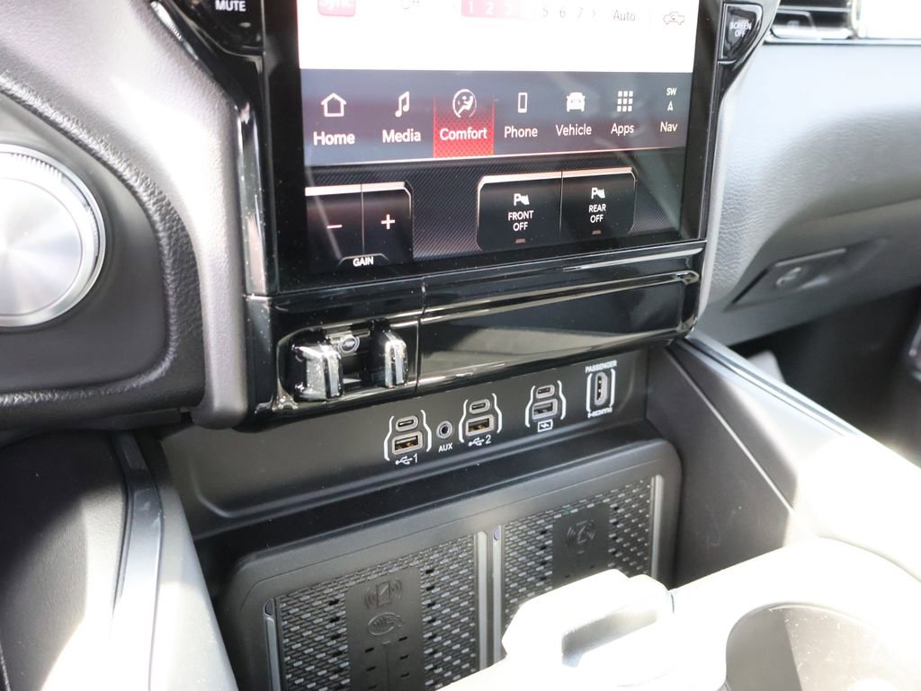 New 2026 RAM 1500 Laramie w/ Night Edition image 39