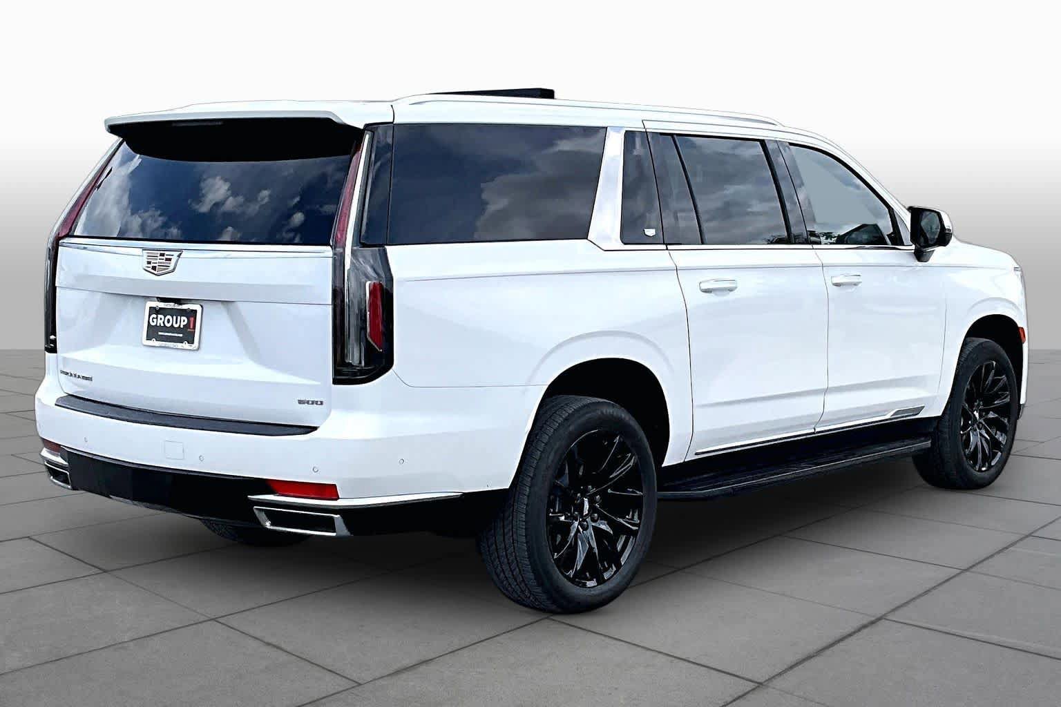 Used 2023 Cadillac Escalade ESV Premium Luxury RWD image 13