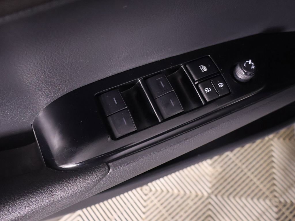 Used 2025 Toyota Camry LE FWD image 30