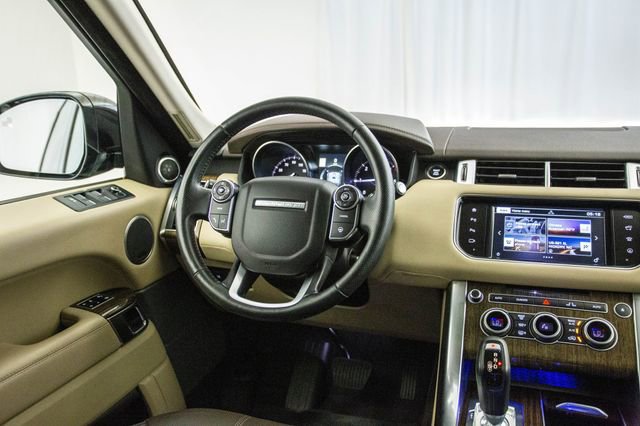 Used 2016 Land Rover Range Rover Sport HSE AWD/4WD image 4