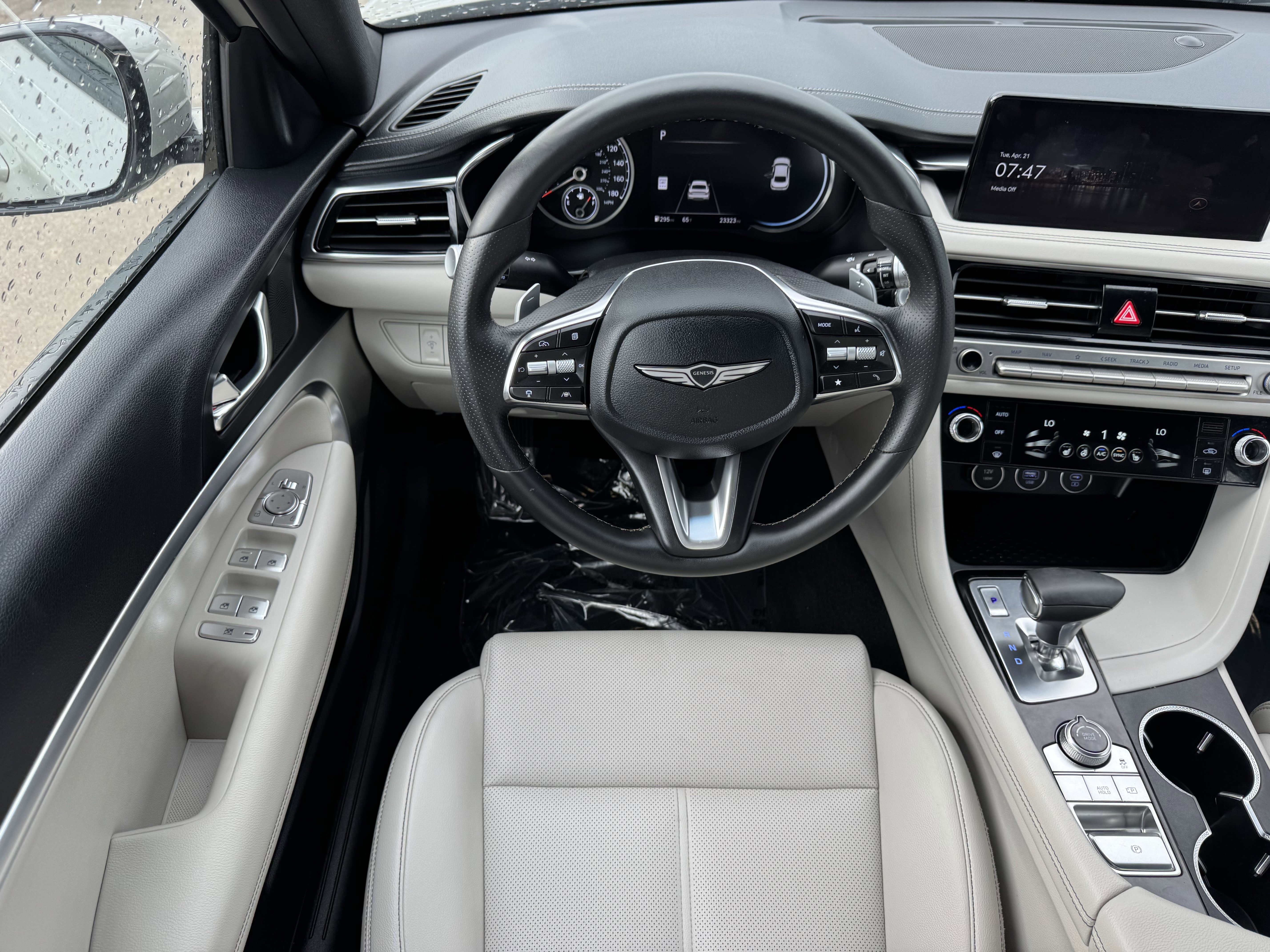 Used 2025 Genesis G70 2.5T AWD/4WD image 14
