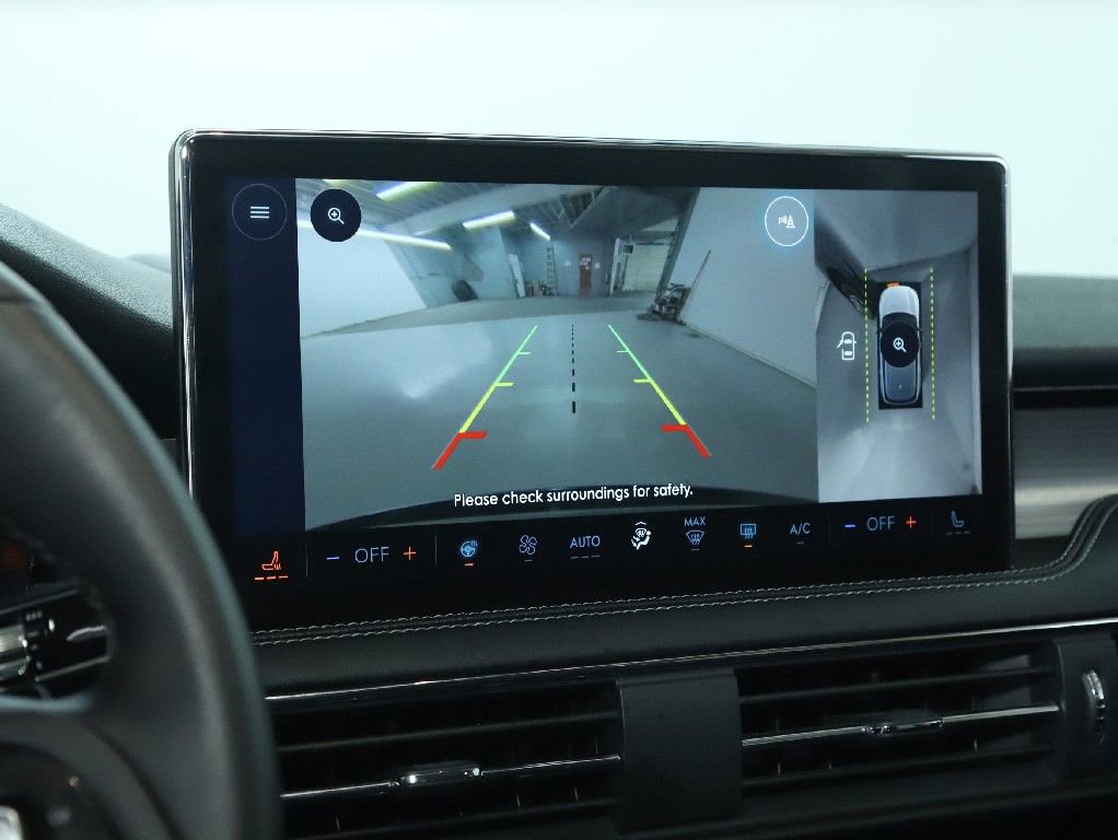 Used 2024 Lincoln Corsair AWD w/ Equipment Group 101A image 29
