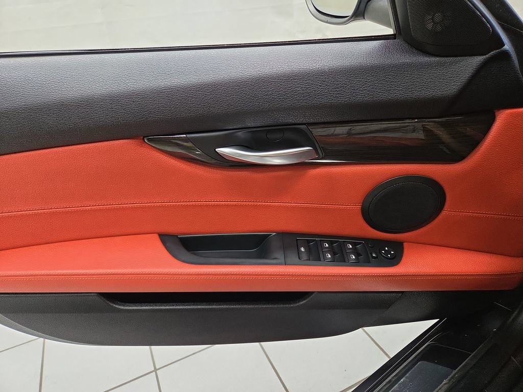 Used 2015 BMW Z4 sDrive35i RWD image 20