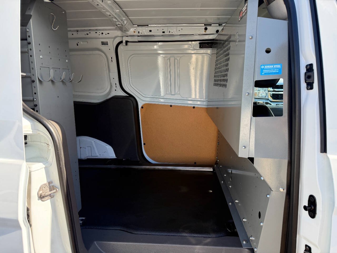Used 2022 Ford Transit Connect XL FWD image 16
