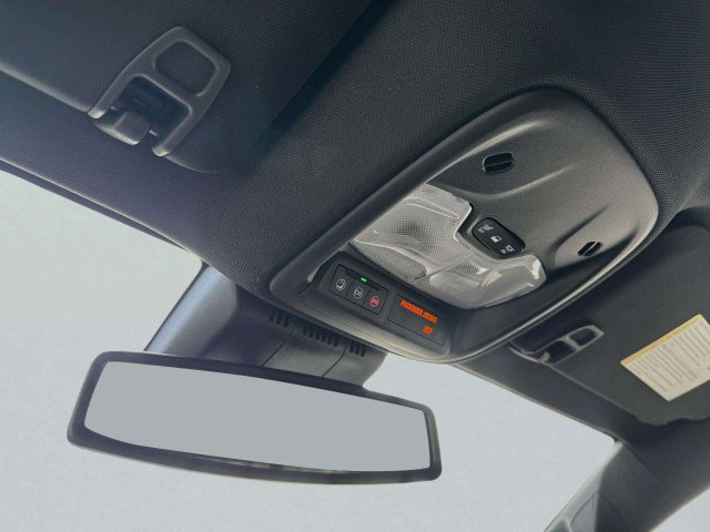 Used 2025 Chevrolet Colorado Z71 w/ Z71 Convenience Package 2 image 34