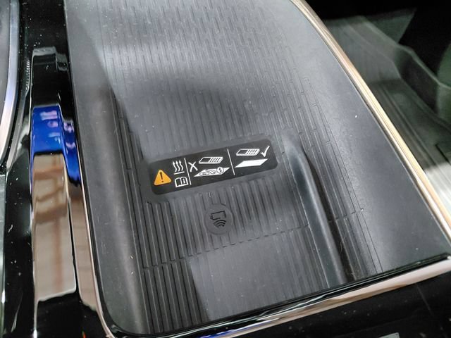 Used 2025 Buick Enclave Avenir AWD/4WD image 13