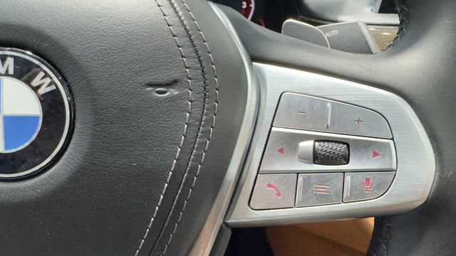 Used 2020 BMW 740i w/ Premium Package RWD image 33