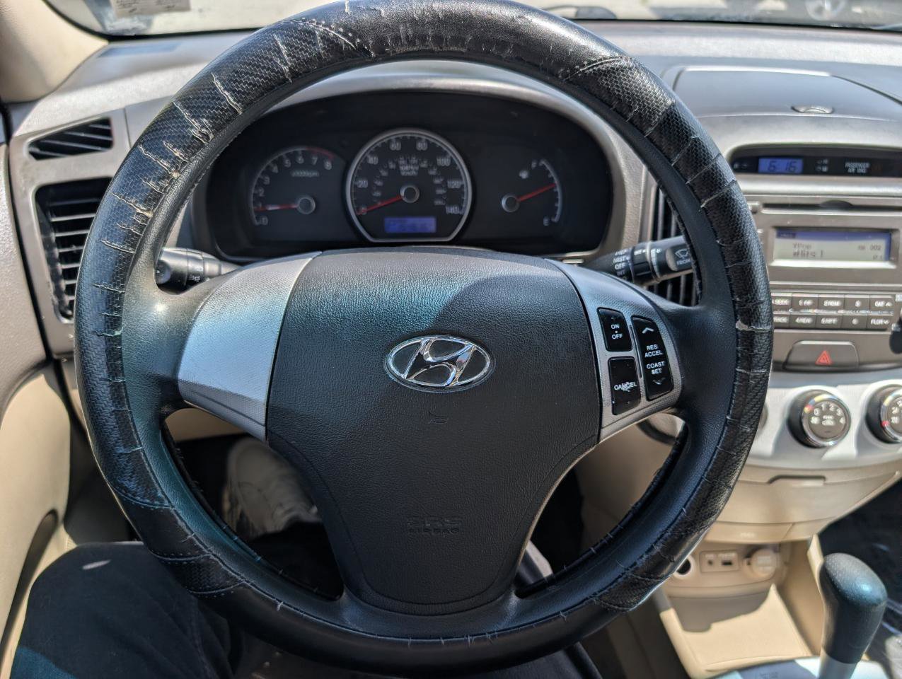 Used 2009 Hyundai Elantra GLS FWD image 16