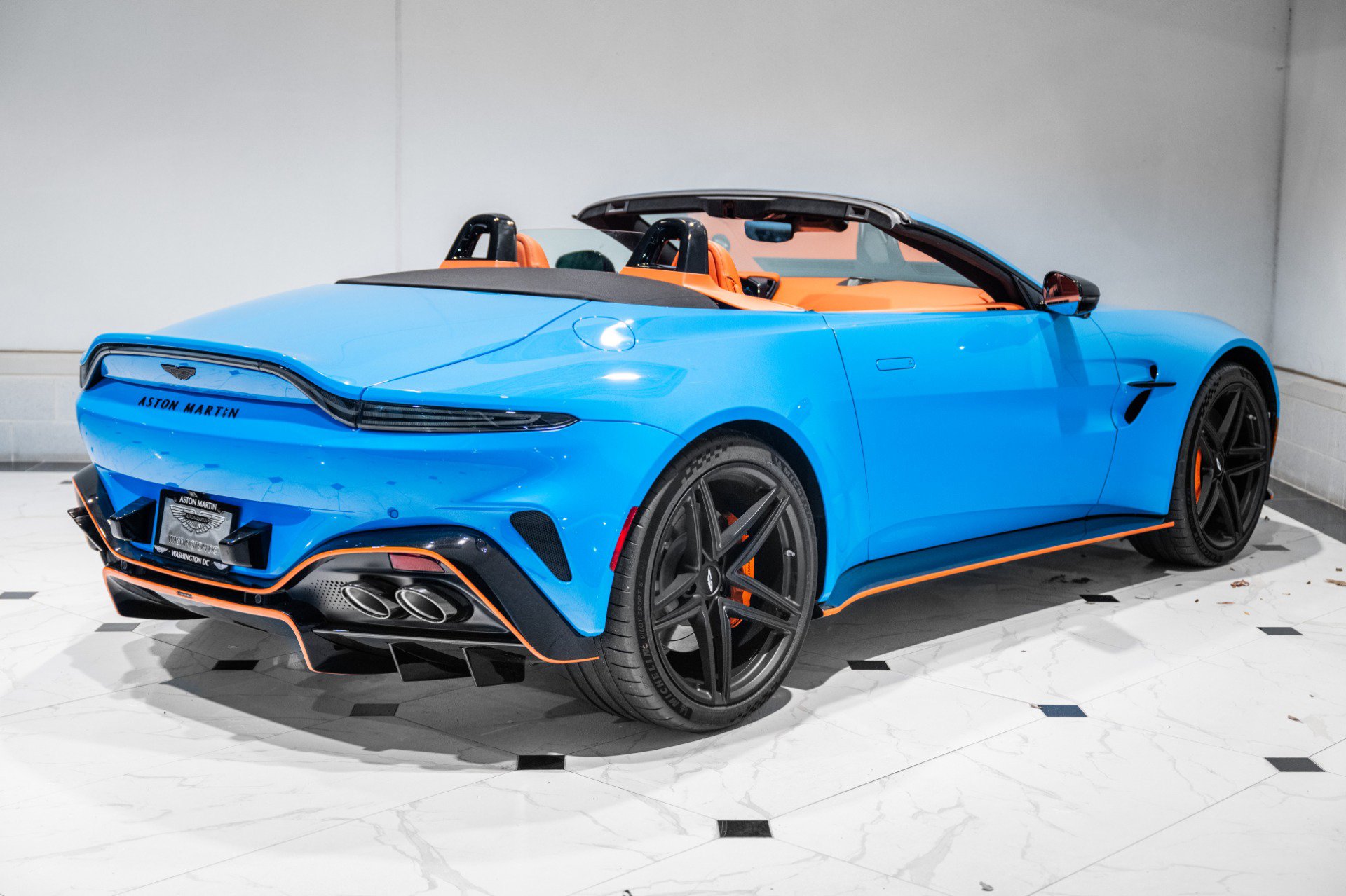 New 2026 Aston Martin V8 Vantage Roadster image 45