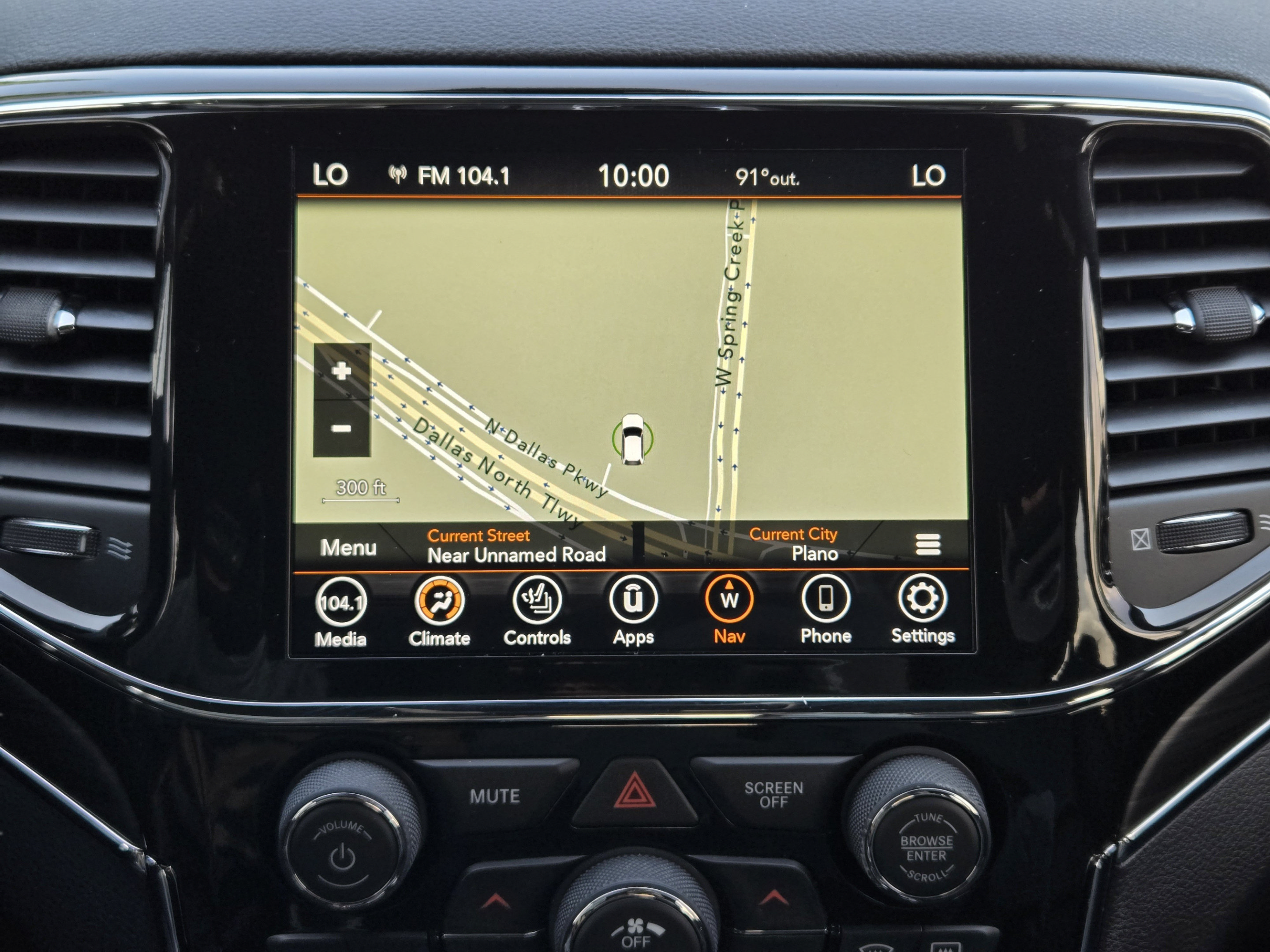 Used 2021 Jeep Grand Cherokee Limited RWD image 13