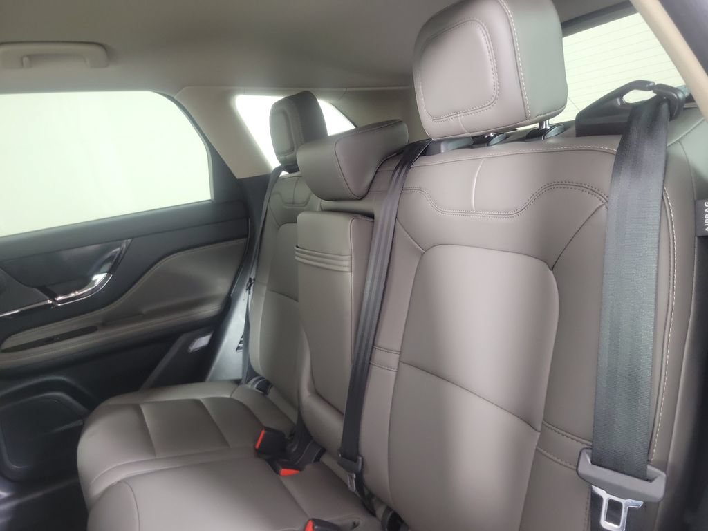 Certified 2025 Lincoln Corsair FWD image 14