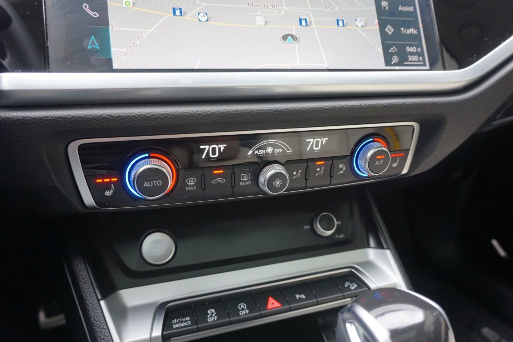 Used 2020 Audi Q3 2.0T Premium Plus w/ Premium Plus Package image 44