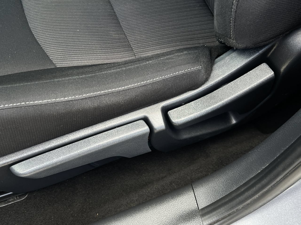 Certified 2024 Nissan Sentra SV FWD image 21