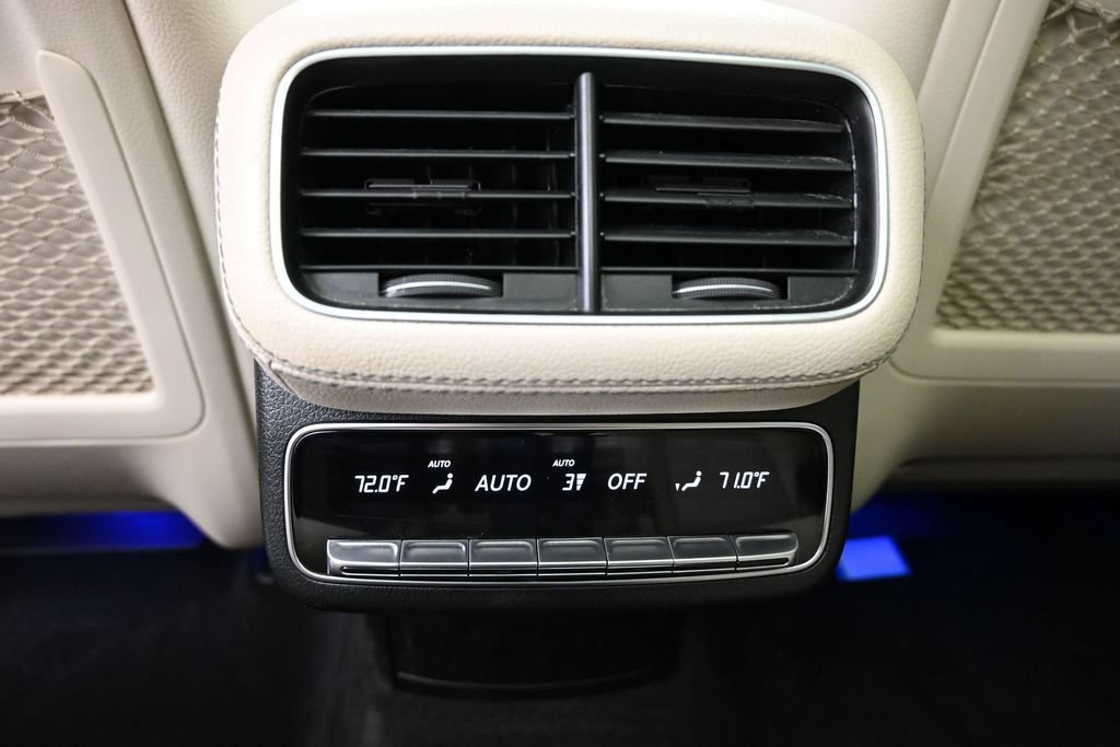 Used 2021 Mercedes-Benz GLS 450 4MATIC image 32