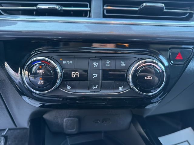 Used 2024 Chevrolet Trax ACTIV w/ Sunroof Package image 26